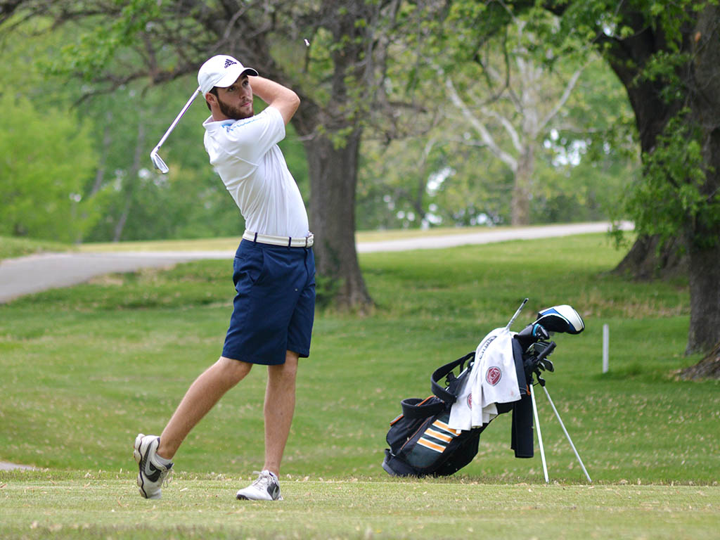 Baker University Athletics The NAIA powerhouse