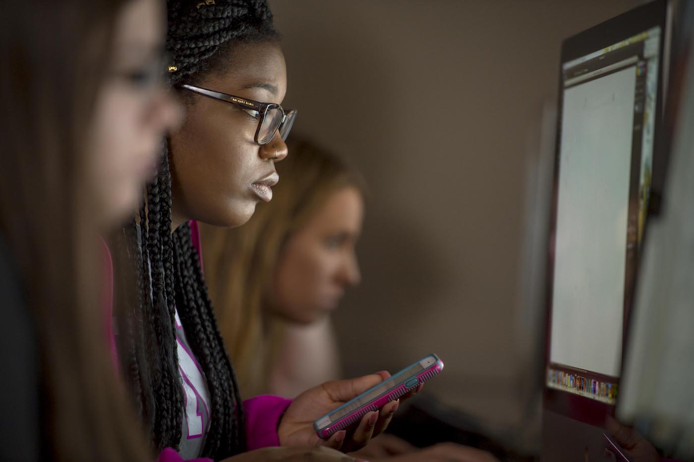 Student in class on computer