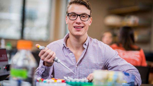 biology student in the lab