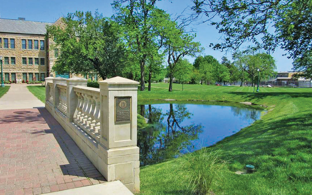 Photo of outside Baker University