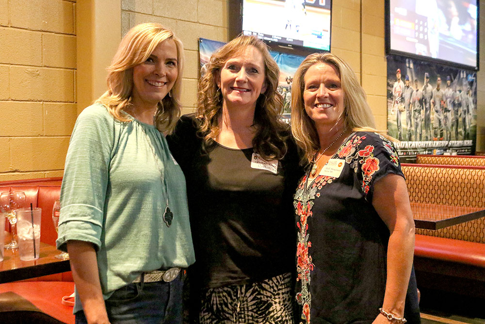 Group of women at alumni weekend